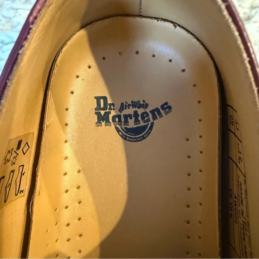 1461 Smooth Leather Dr. Martens Oxford Shoes - Picture 7 of 9